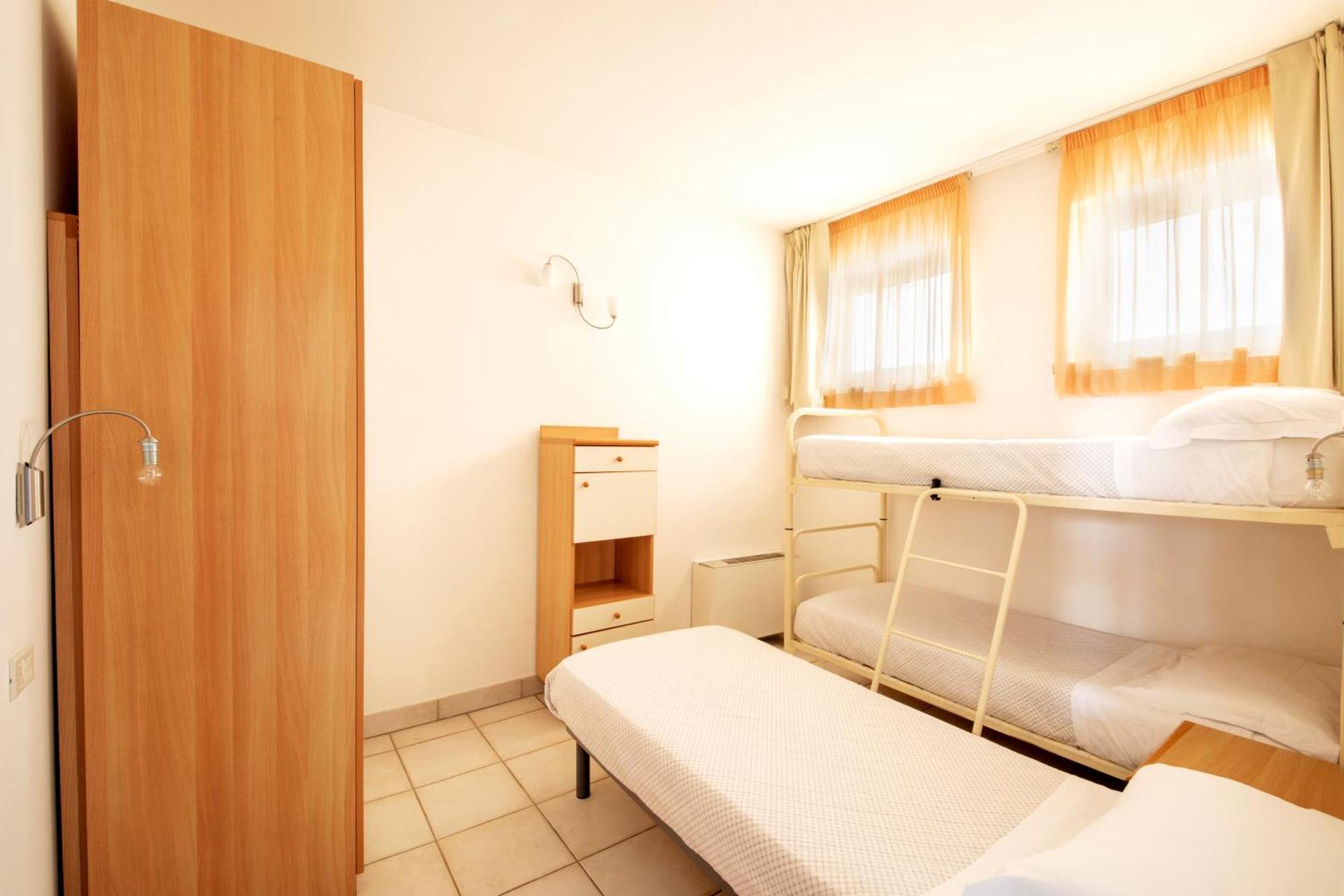 Residence Brezza Di Mare San Benedetto del Tronto Exterior photo