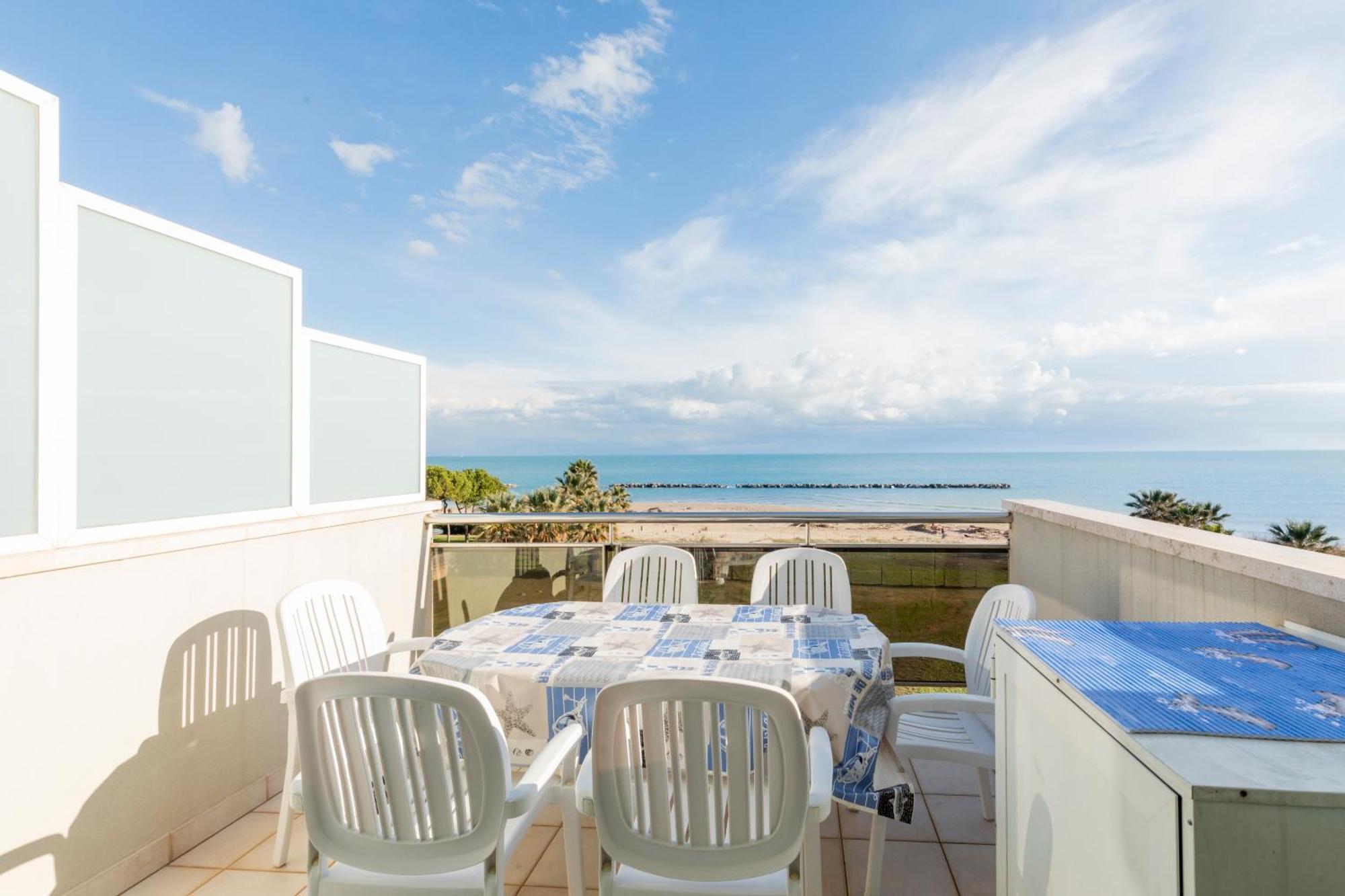Residence Brezza Di Mare San Benedetto del Tronto Exterior photo