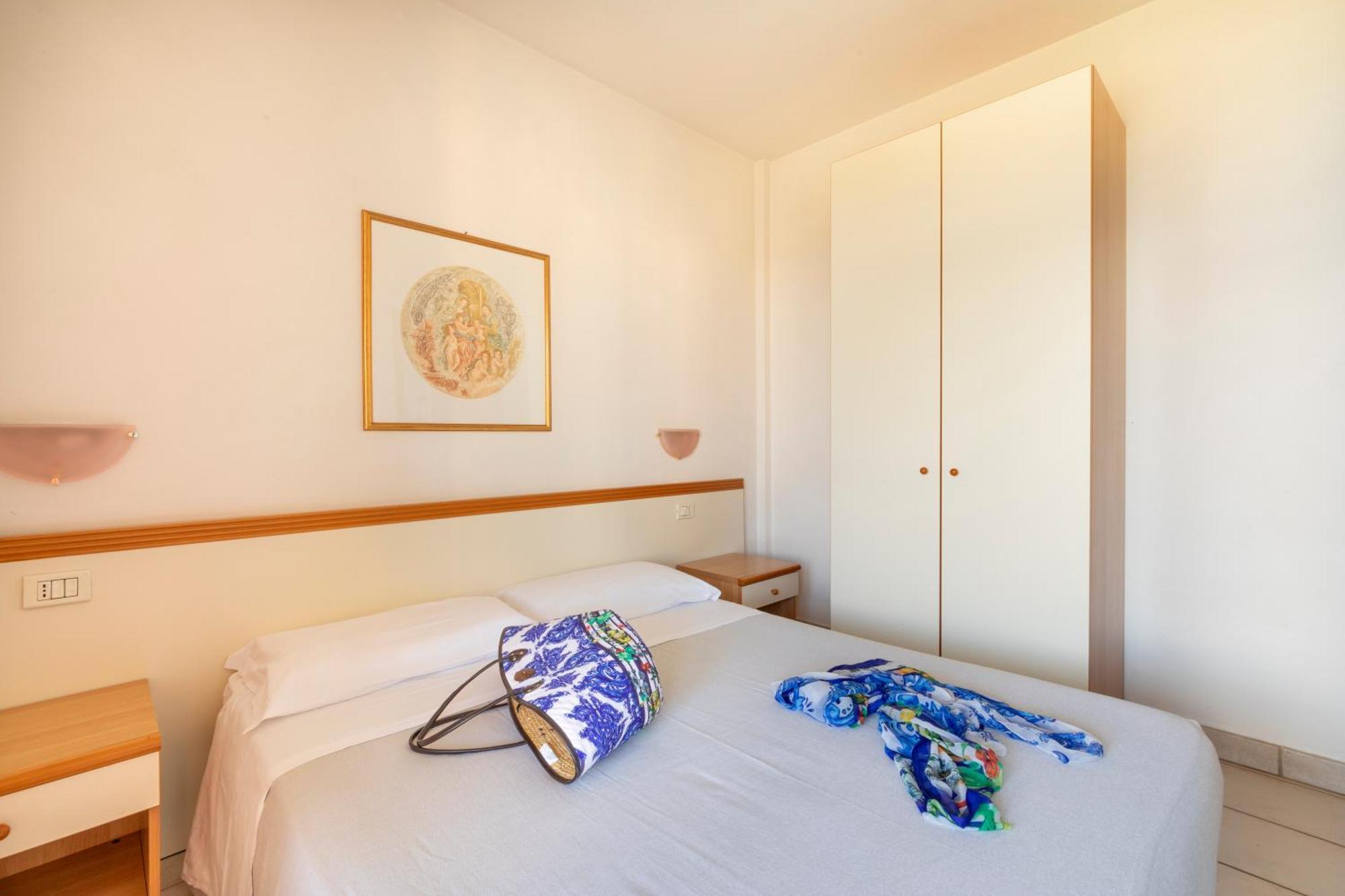 Residence Brezza Di Mare San Benedetto del Tronto Exterior photo